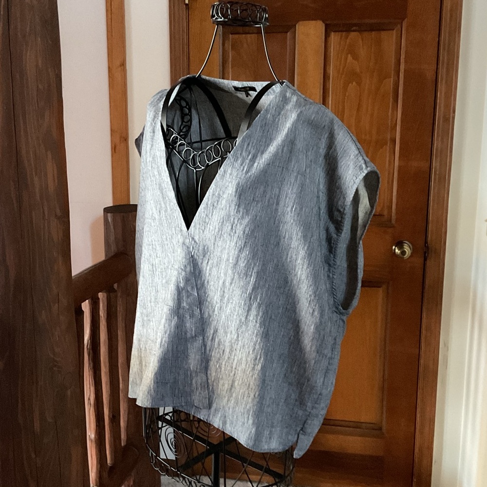 Massimo dutti grey linen blend top M/L